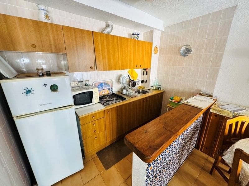 3 soveværelse Semi-Rækkehus til salg i Torrevieja - € 159.000 (Ref: 9022994)