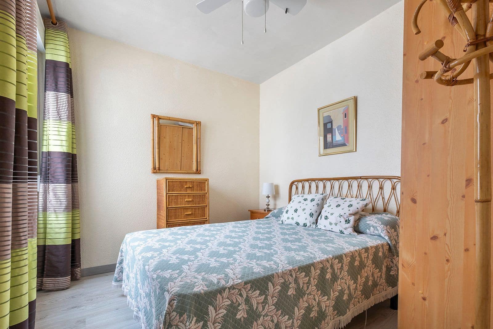 Apartamento de 3 habitaciones en Torrevieja en venta con garaje - 164.900 € (Ref: 9062160)