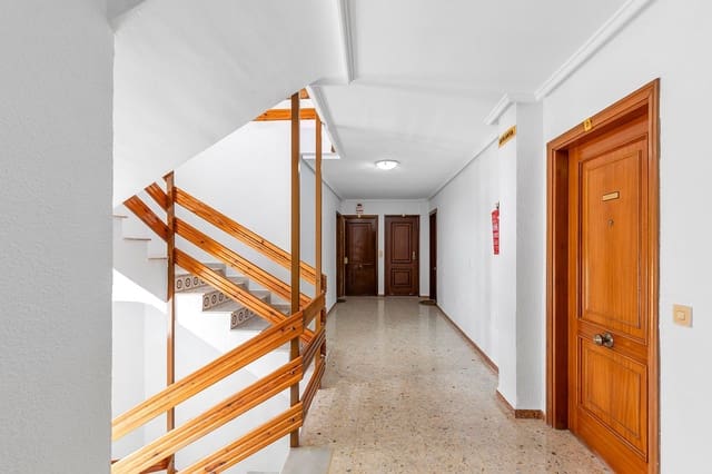 Apartamento de 3 habitaciones en Playa del Acequión, Torrevieja en venta con garaje - 164.900 € (Ref: 9062160)