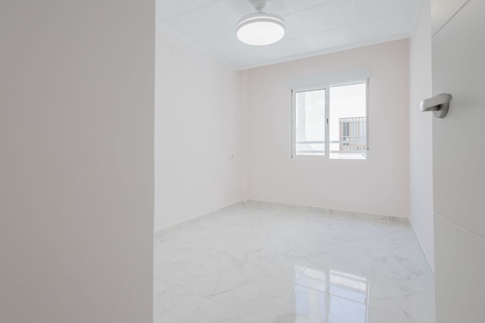 3 camera da letto Appartamento in vendita in Torrevieja con piscina - 345.000 € (Rif: 9102743)