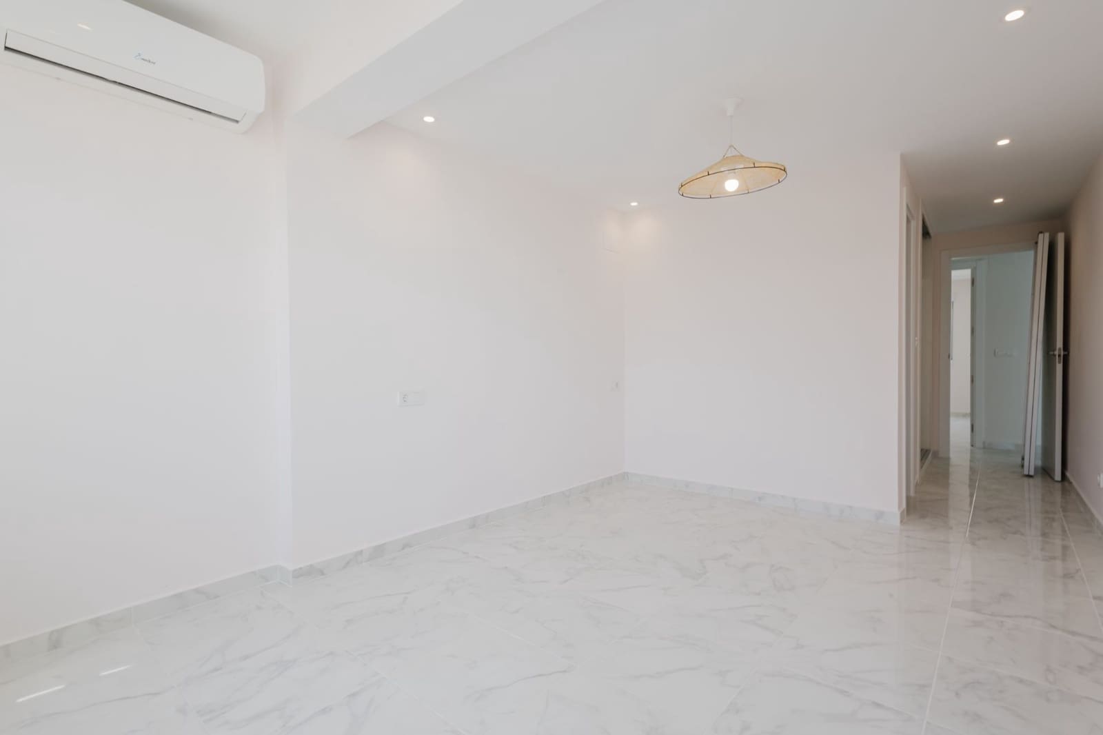 3 camera da letto Appartamento in vendita in Torrevieja con piscina - 345.000 € (Rif: 9102743)