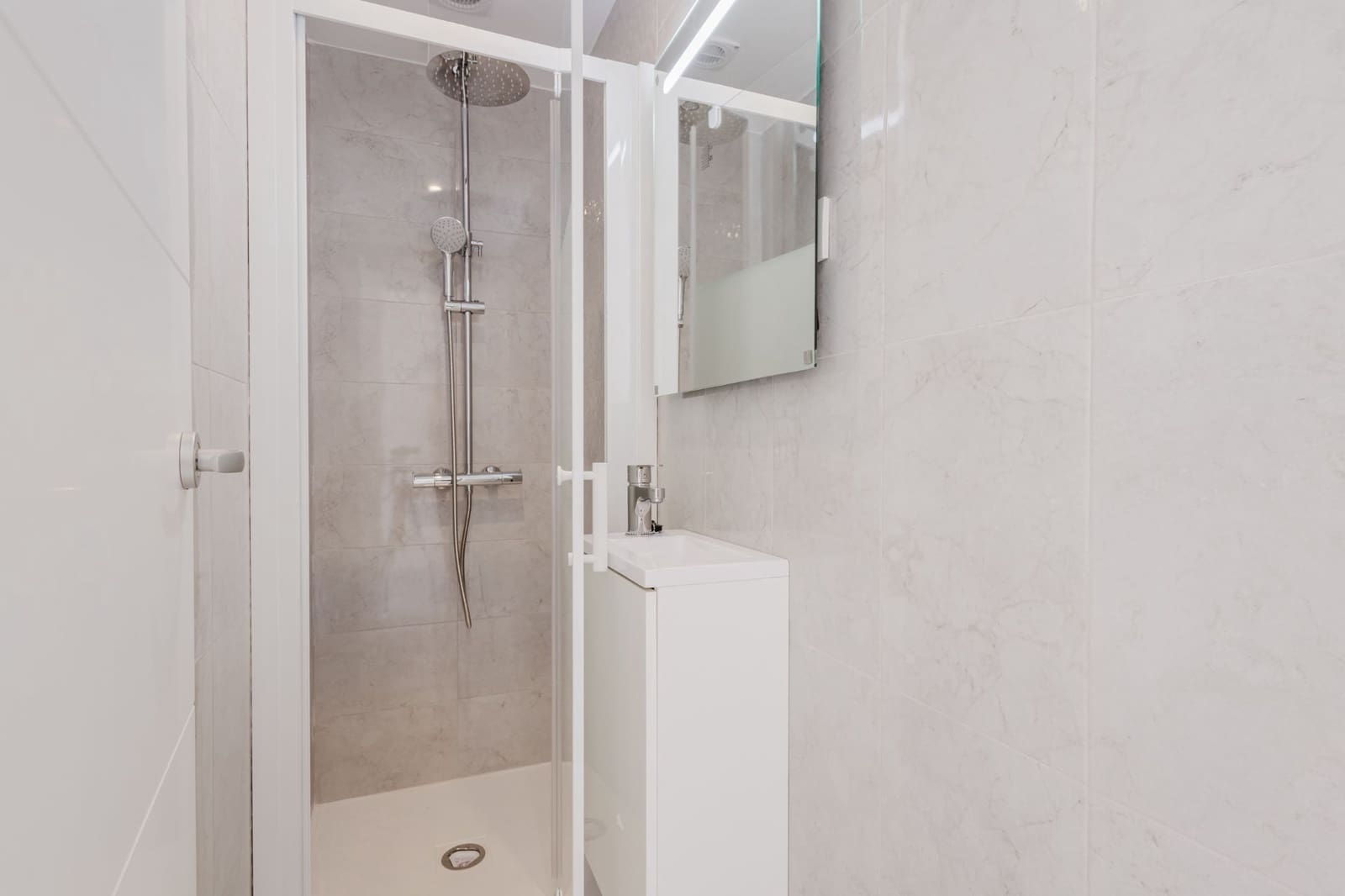 3 camera da letto Appartamento in vendita in Torrevieja con piscina - 345.000 € (Rif: 9102743)