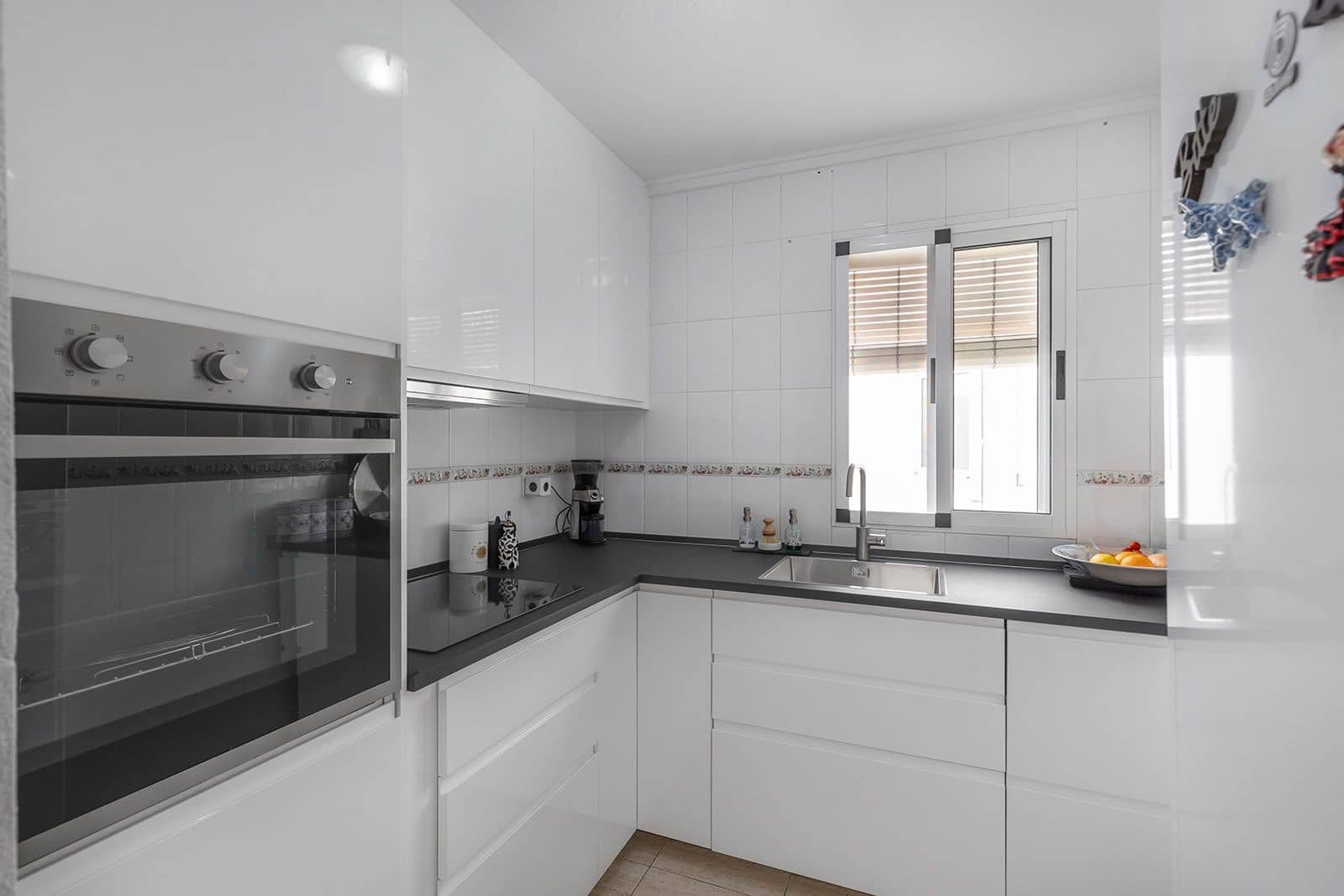 3 soveværelse Lejlighed til salg i Torrevieja med garage - € 169.900 (Ref: 9165534)