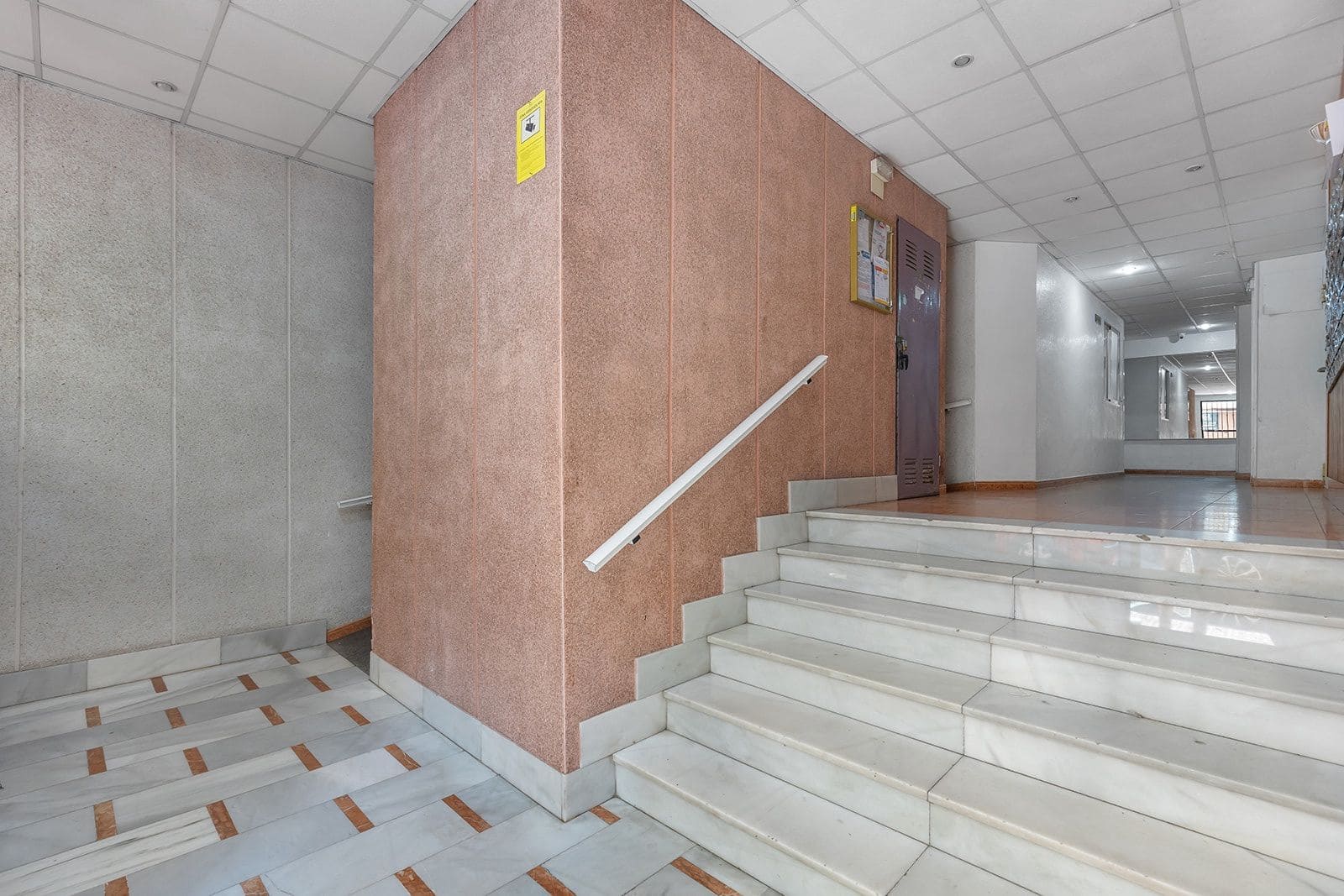 3 soveværelse Lejlighed til salg i Torrevieja med garage - € 169.900 (Ref: 9165534)