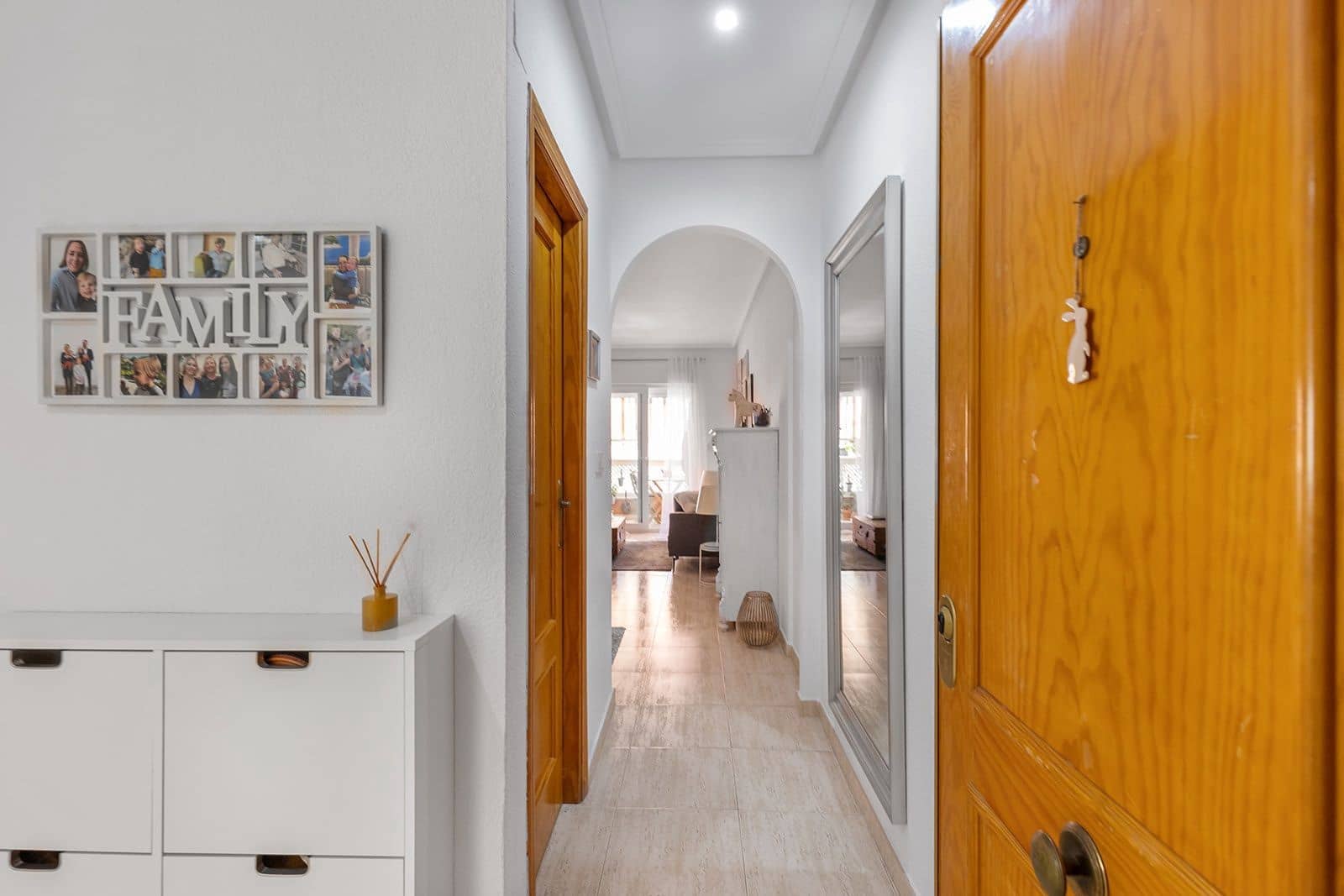 3 soveværelse Lejlighed til salg i Torrevieja med garage - € 169.900 (Ref: 9165534)