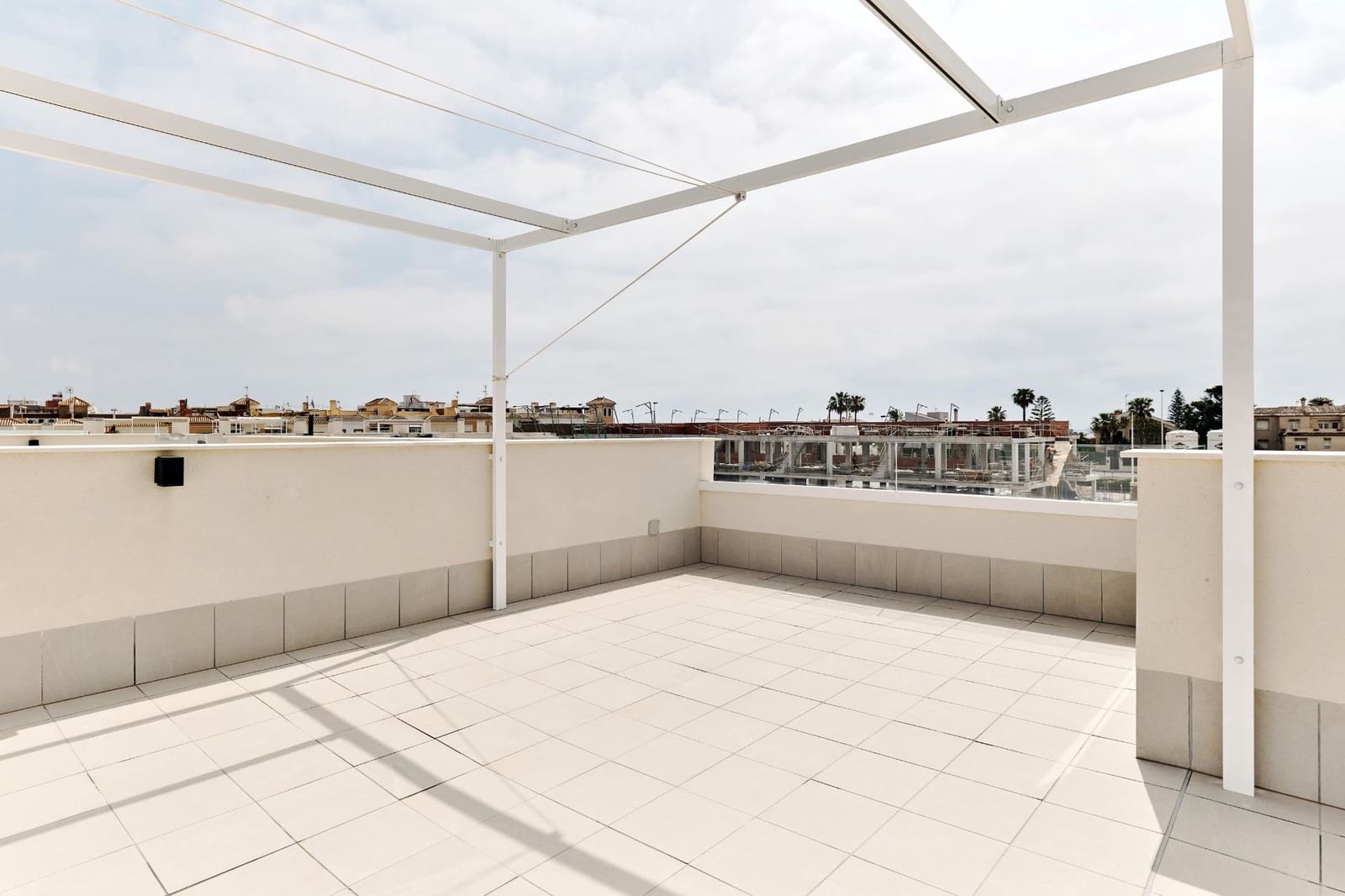 2 slaapkamer Appartement te koop in Torrevieja - € 380.000 (Ref: 9254746)