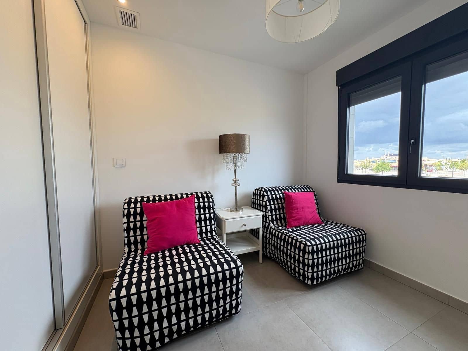 2 soverom Leilighet til salgs i Torre de la Horadada med svømmebasseng garasje - € 287 000 (Ref: 9291073)