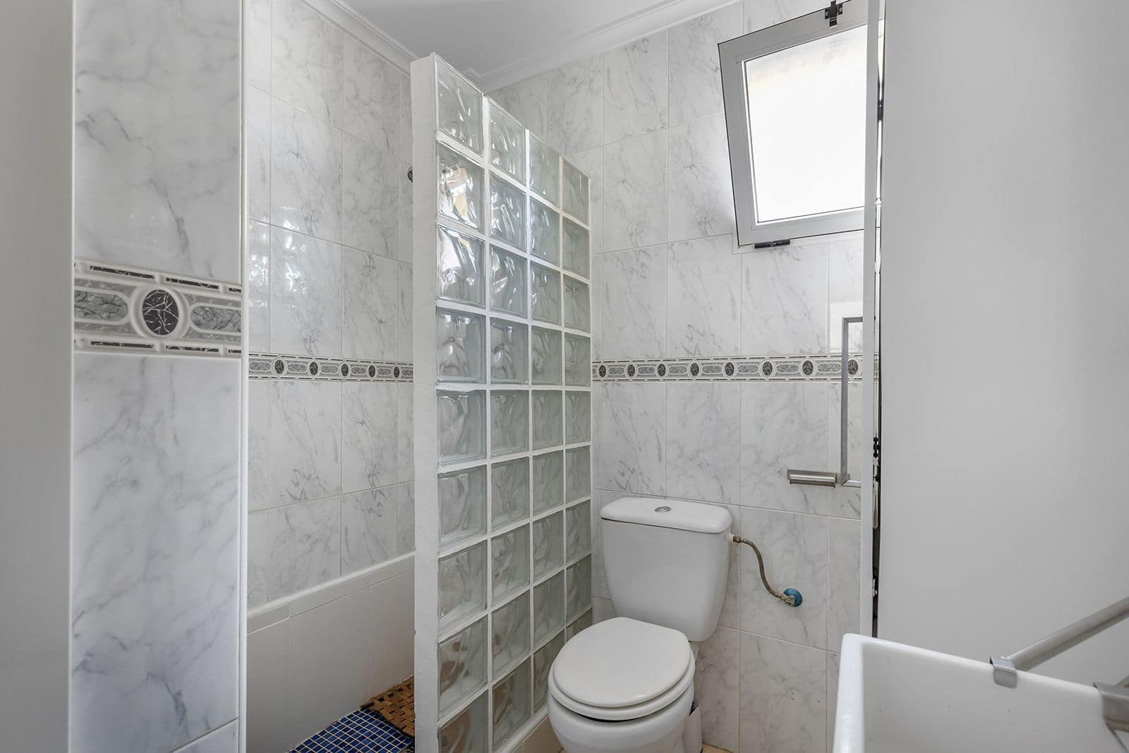 2 bedroom Bungalow for sale in Torrevieja with pool - € 149,000 (Ref: 9294207)