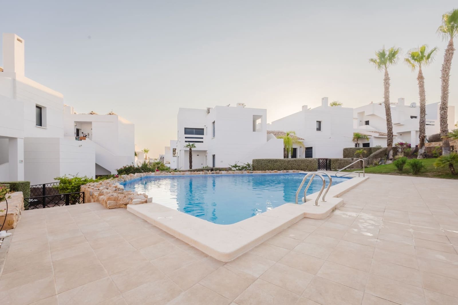 2 soveværelse Penthouse til salg i Orihuela Costa med swimmingpool - € 365.000 (Ref: 9310518)