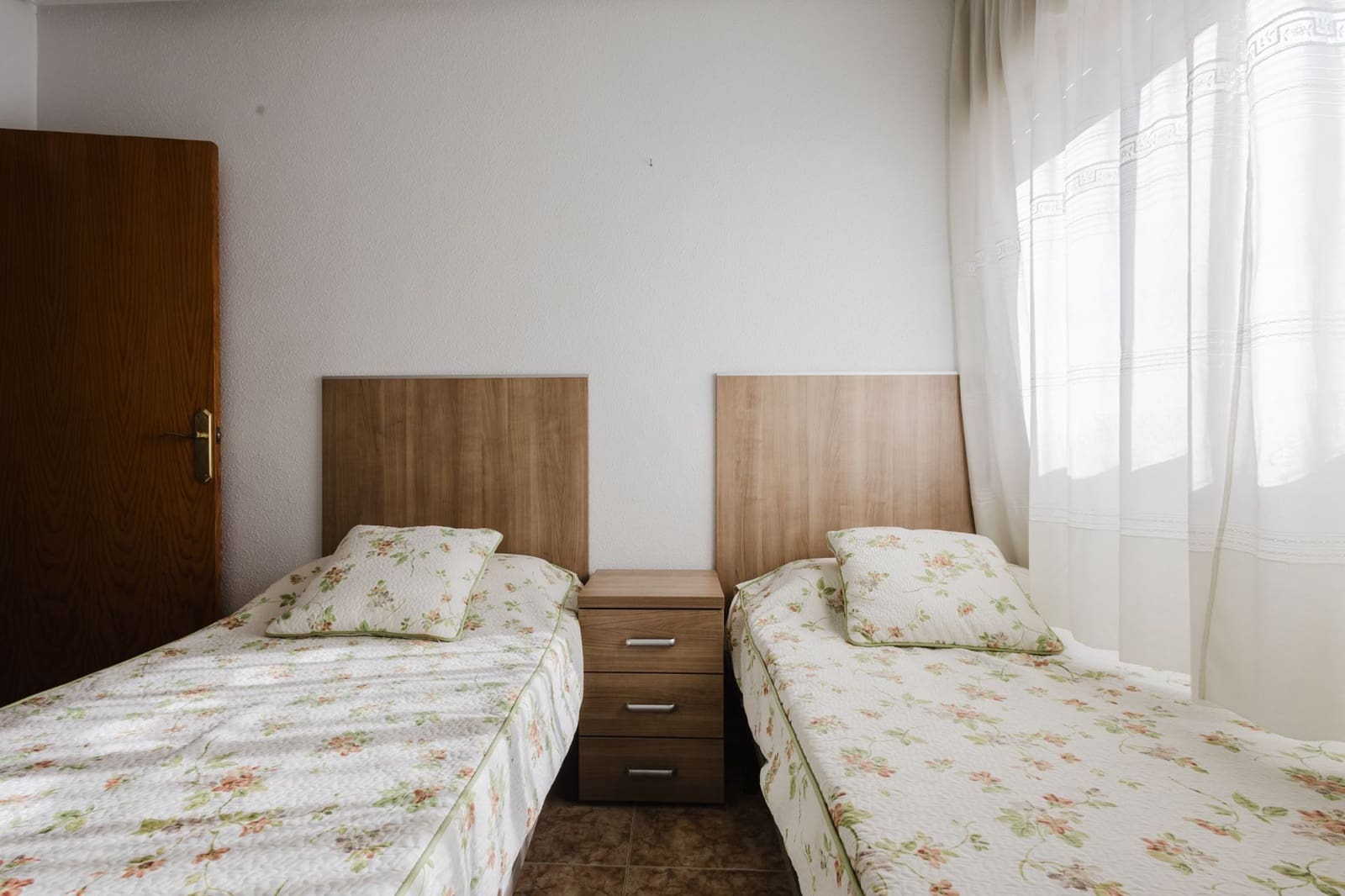 Ático de 2 habitaciones en Torrevieja en venta con garaje - 149.500 € (Ref: 9361998)