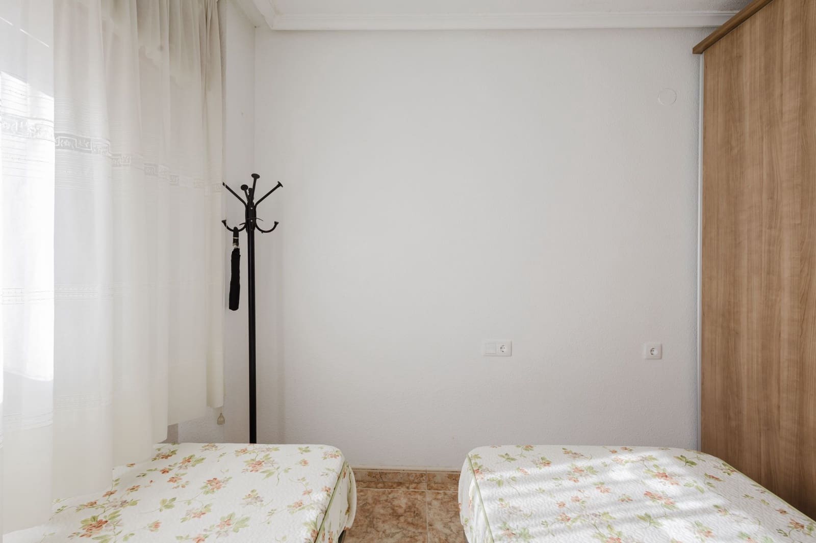 Ático de 2 habitaciones en Torrevieja en venta con garaje - 149.500 € (Ref: 9361998)