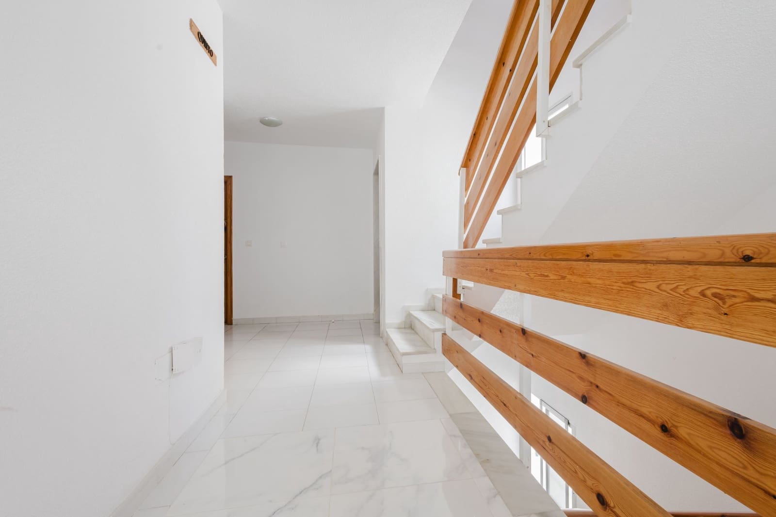 Ático de 2 habitaciones en Torrevieja en venta con garaje - 149.500 € (Ref: 9361998)