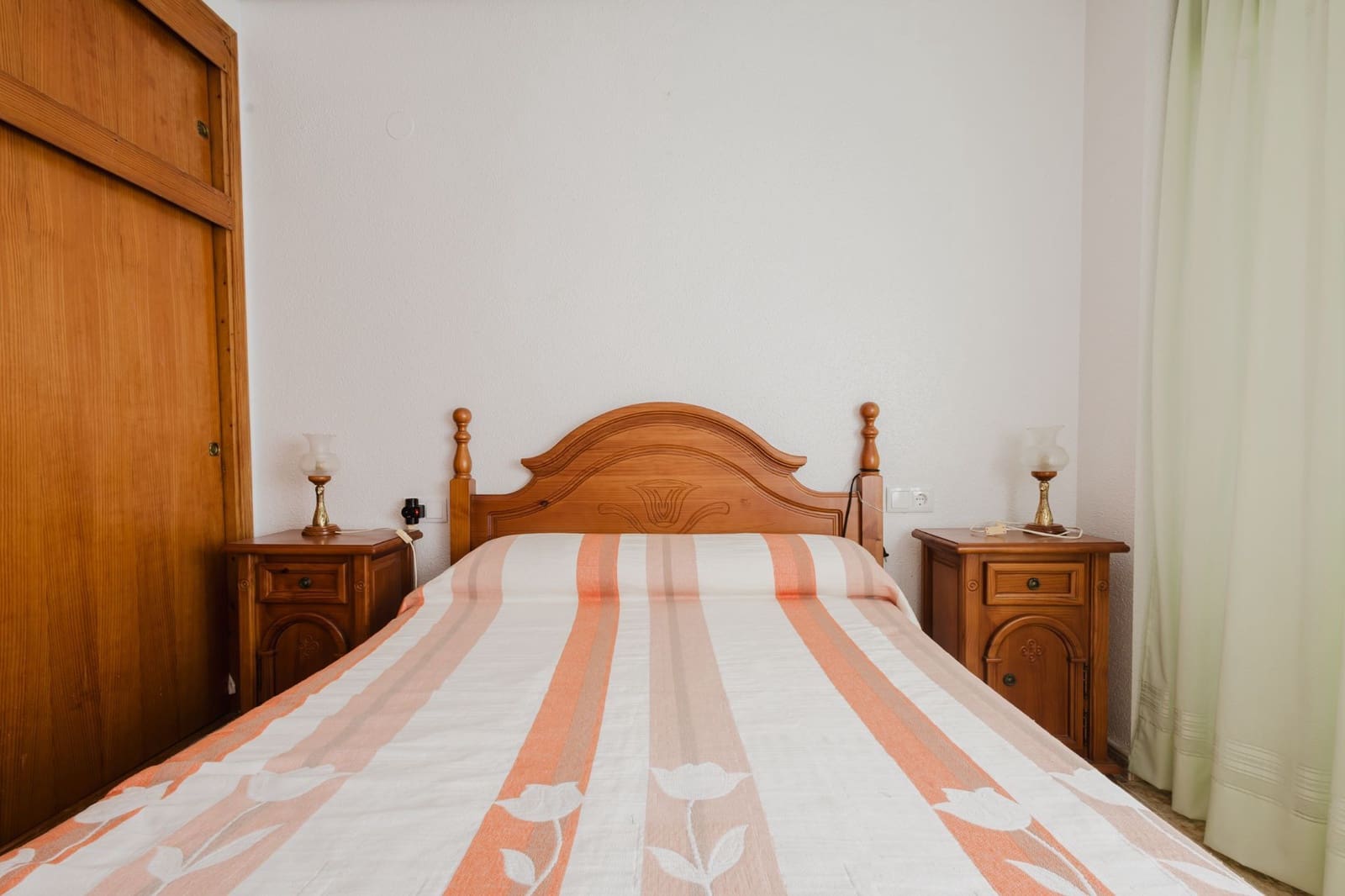 Ático de 2 habitaciones en Torrevieja en venta con garaje - 149.500 € (Ref: 9361998)