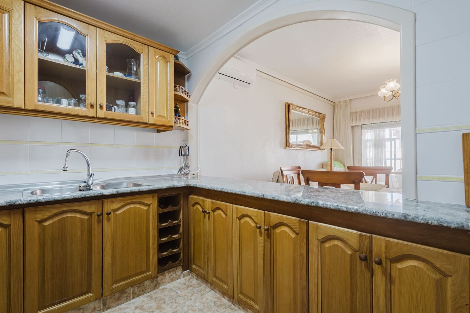 Ático de 2 habitaciones en Torrevieja en venta con garaje - 149.500 € (Ref: 9361998)