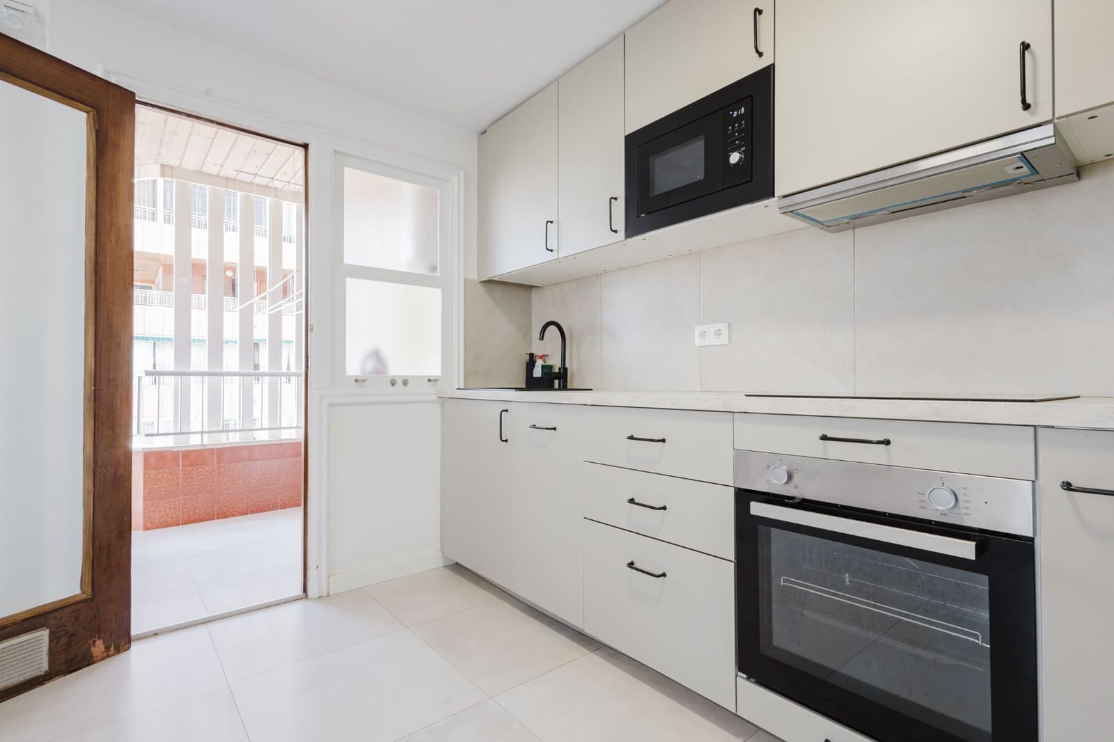 3 camera da letto Appartamento in vendita in Torrevieja con piscina - 235.000 € (Rif: 9385173)
