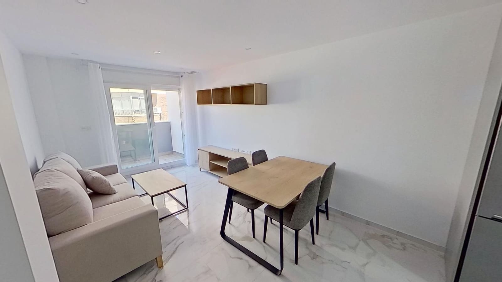 2 makuuhuone Huoneisto myytävänä paikassa Torrevieja - 239 000 € (Ref: 9403163)