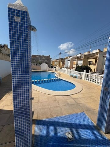 3 soverom Kjedet enebolig til salgs i Los Balcones - Los Altos, Torrevieja med svømmebasseng garasje - € 229 000 (Ref: 9403164)