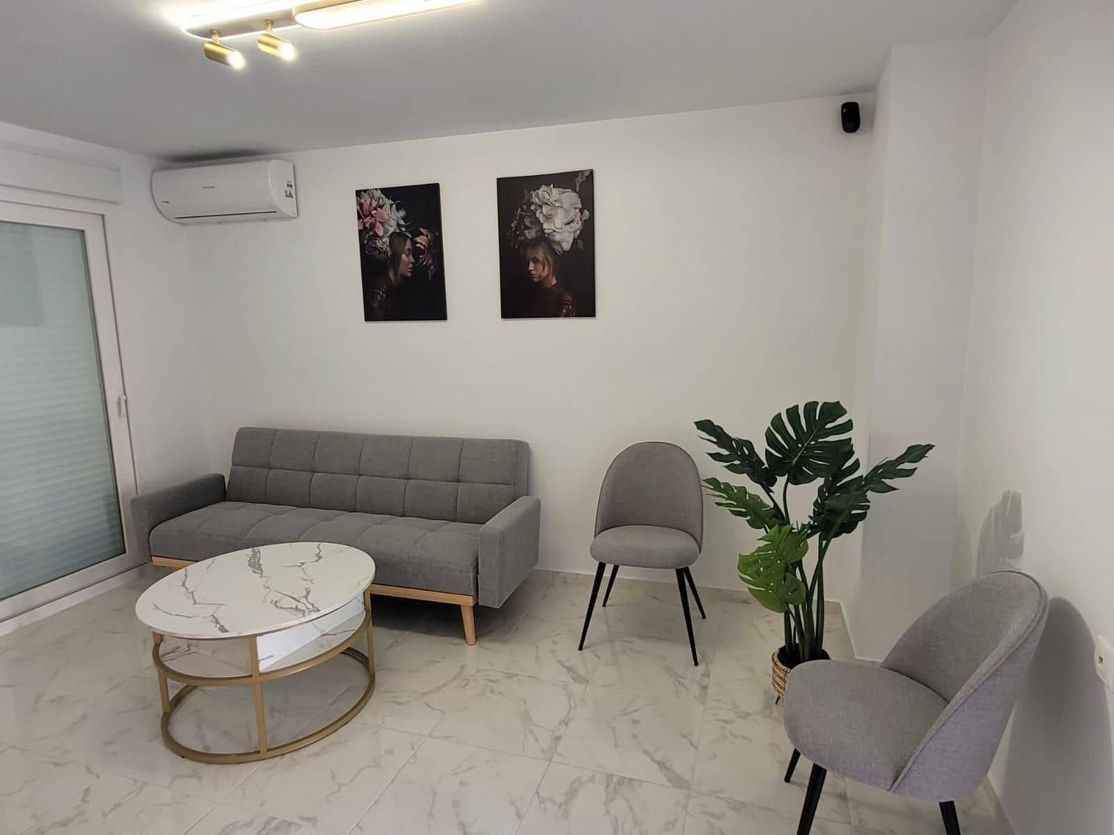 3 slaapkamer Halfvrijstaande villa te koop in Torrevieja met zwembad garage - € 229.000 (Ref: 9403164)