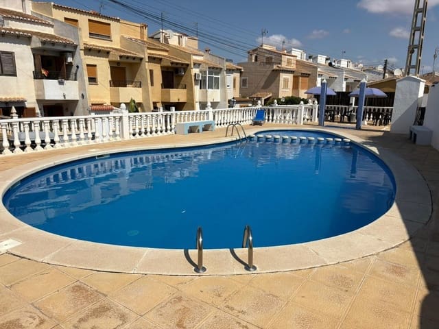 3 soverom Kjedet enebolig til salgs i Los Balcones - Los Altos, Torrevieja med svømmebasseng garasje - € 229 000 (Ref: 9403164)