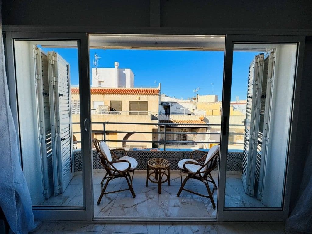 3 Zimmer Apartment zu verkaufen in Torrevieja - 197.000 € (Ref: 9513247)