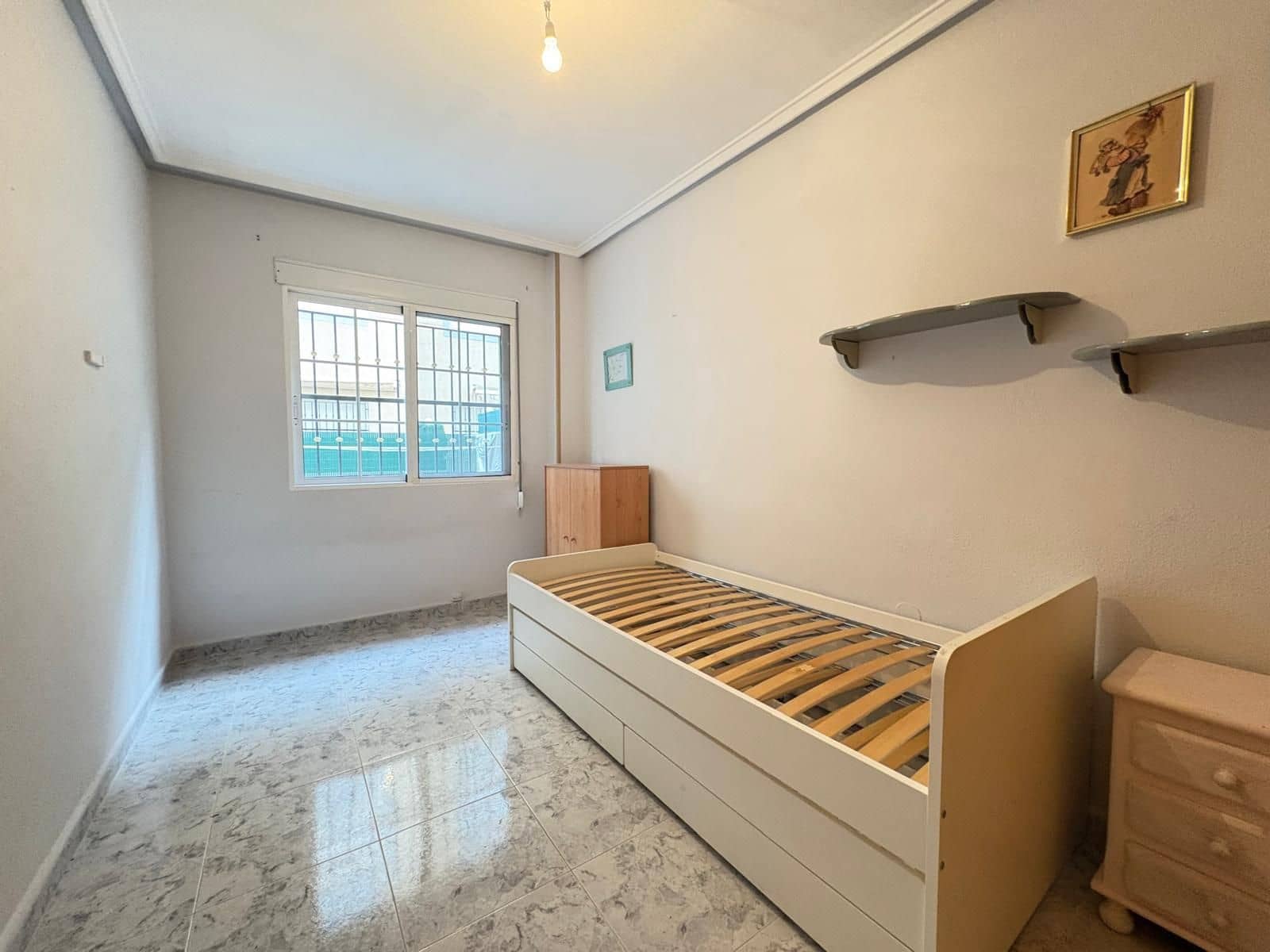2 quarto Apartamento para venda em Torrevieja com piscina - 140 000 € (Ref: 9526201)