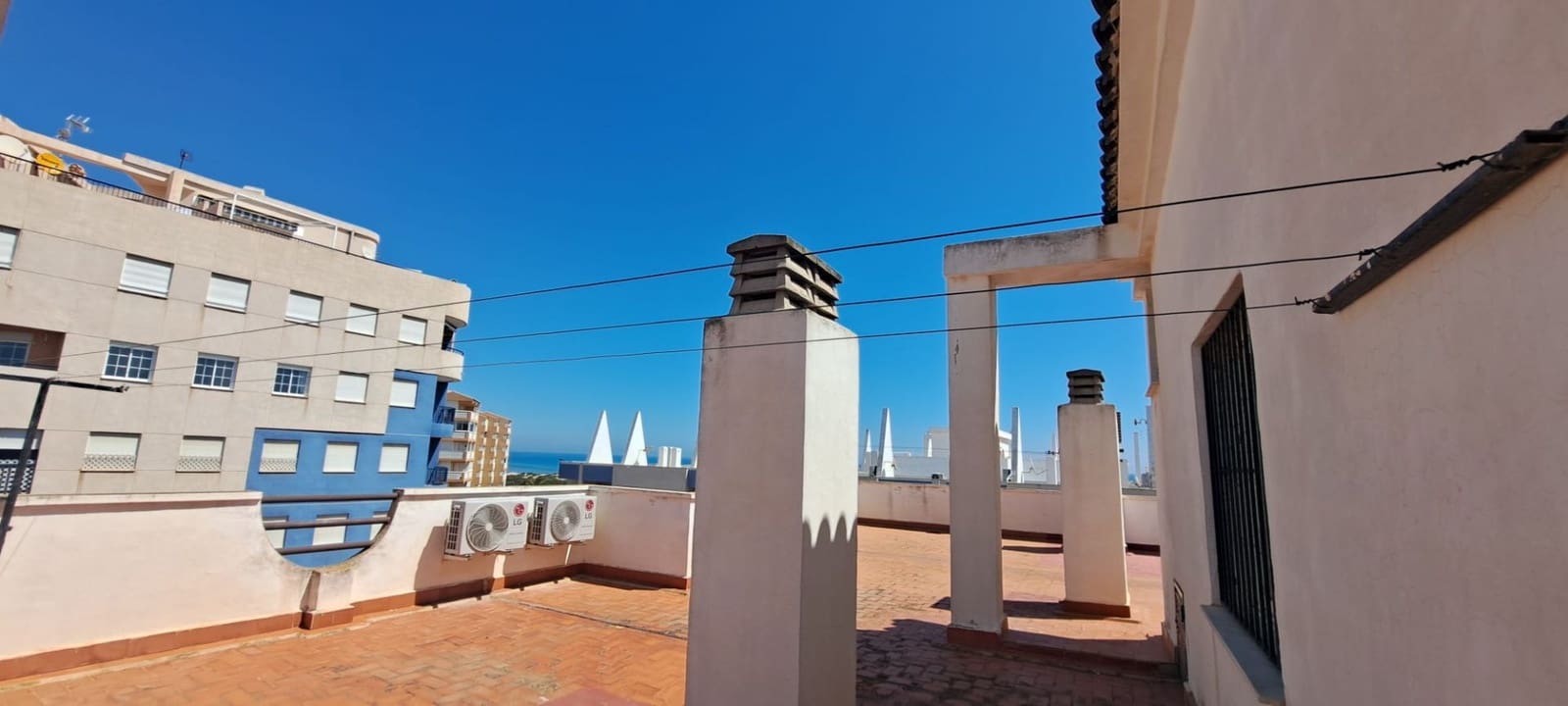 2 quarto Apartamento para venda em Torrevieja com piscina - 140 000 € (Ref: 9526201)