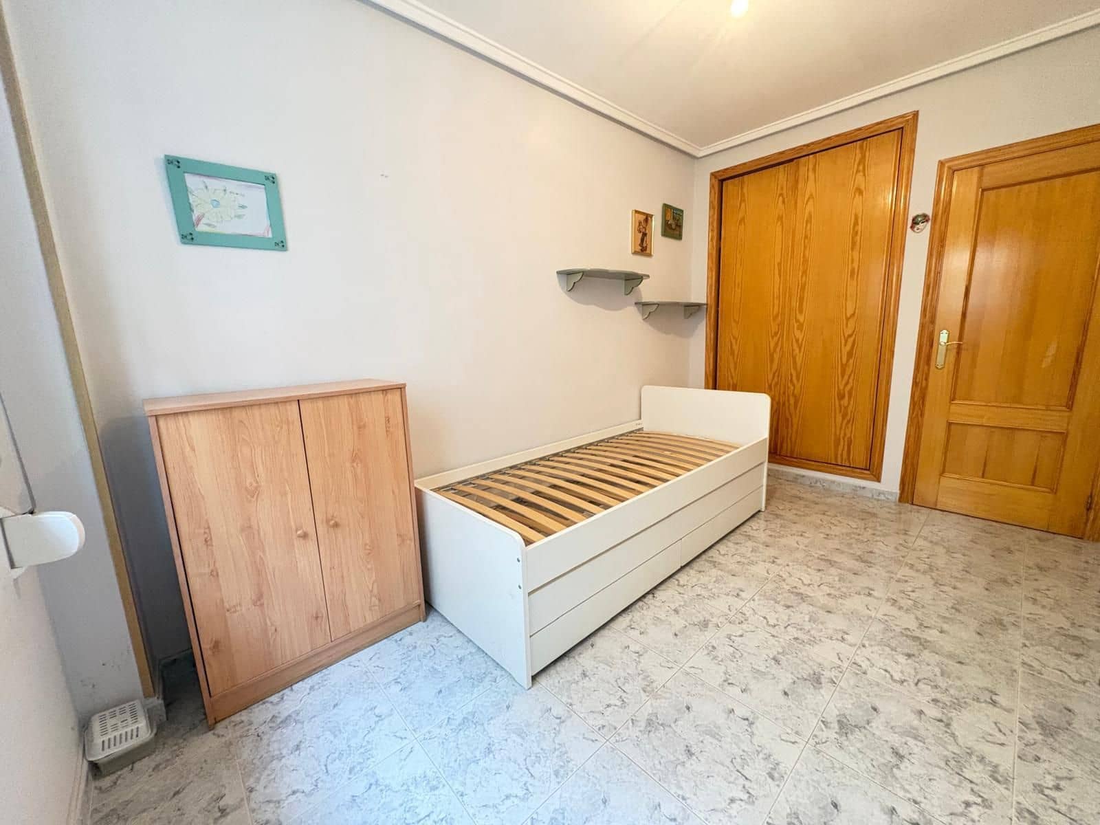 2 quarto Apartamento para venda em Torrevieja com piscina - 140 000 € (Ref: 9526201)