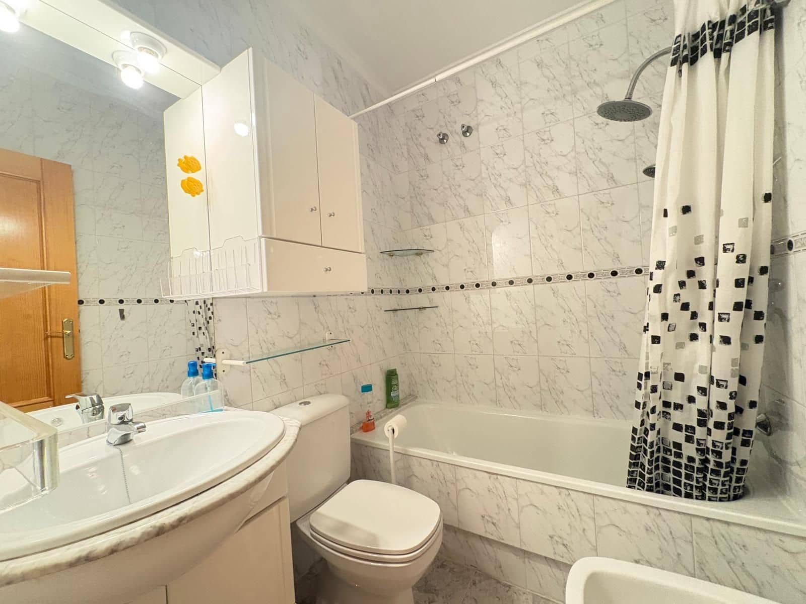 2 quarto Apartamento para venda em Torrevieja com piscina - 140 000 € (Ref: 9526201)