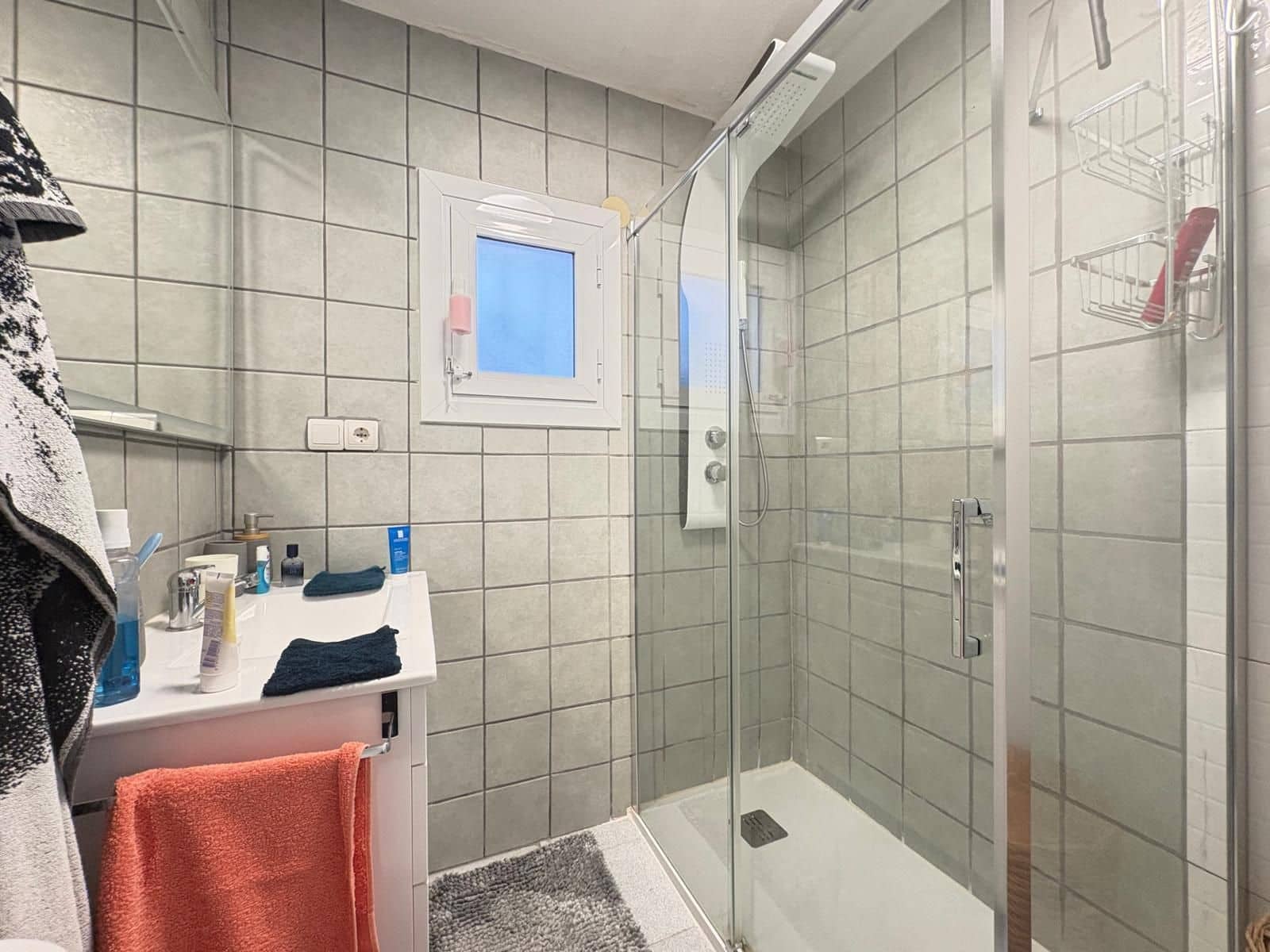 Chalet de 3 habitaciones en Pilar de la Horadada en venta con piscina garaje - 450.000 € (Ref: 9540843)