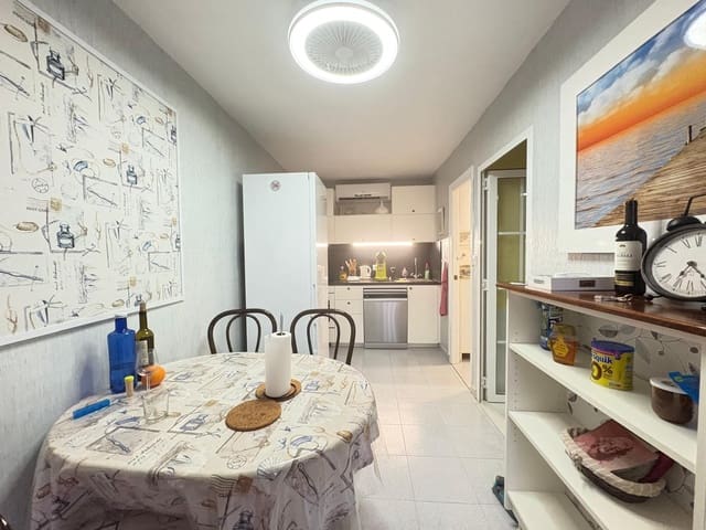 Chalet de 3 habitaciones en Pilar de la Horadada en venta con piscina garaje - 450.000 € (Ref: 9540843)