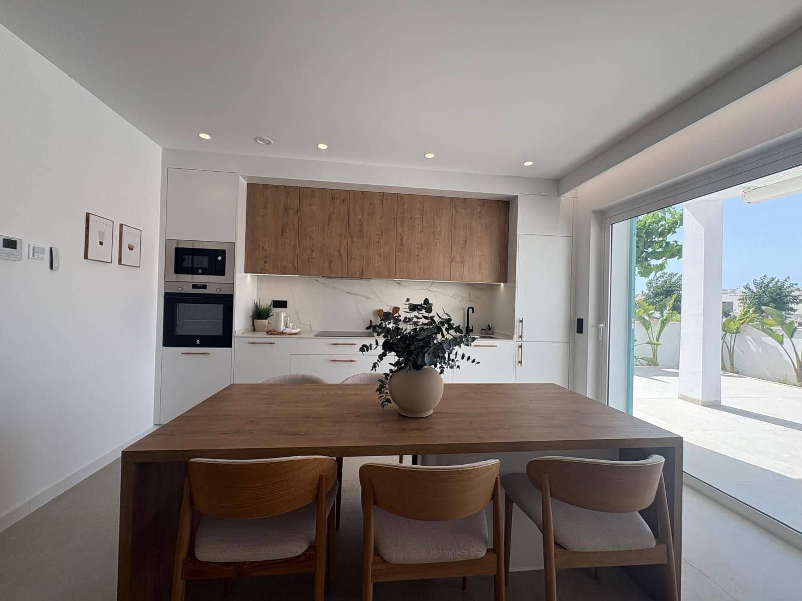 Bungalow de 3 habitaciones en Torre de la Horadada en venta con piscina garaje - 380.000 € (Ref: 9547800)