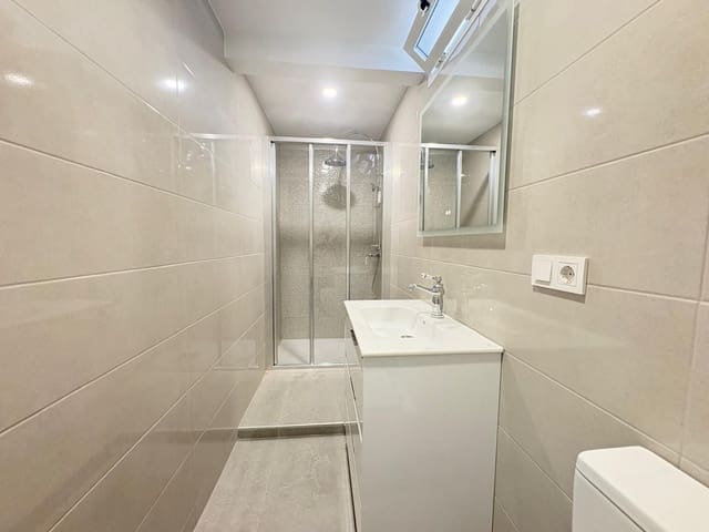 2 quarto Apartamento para venda em Las Piscinas Naturales, Torrevieja - 209 900 € (Ref: 9564818)