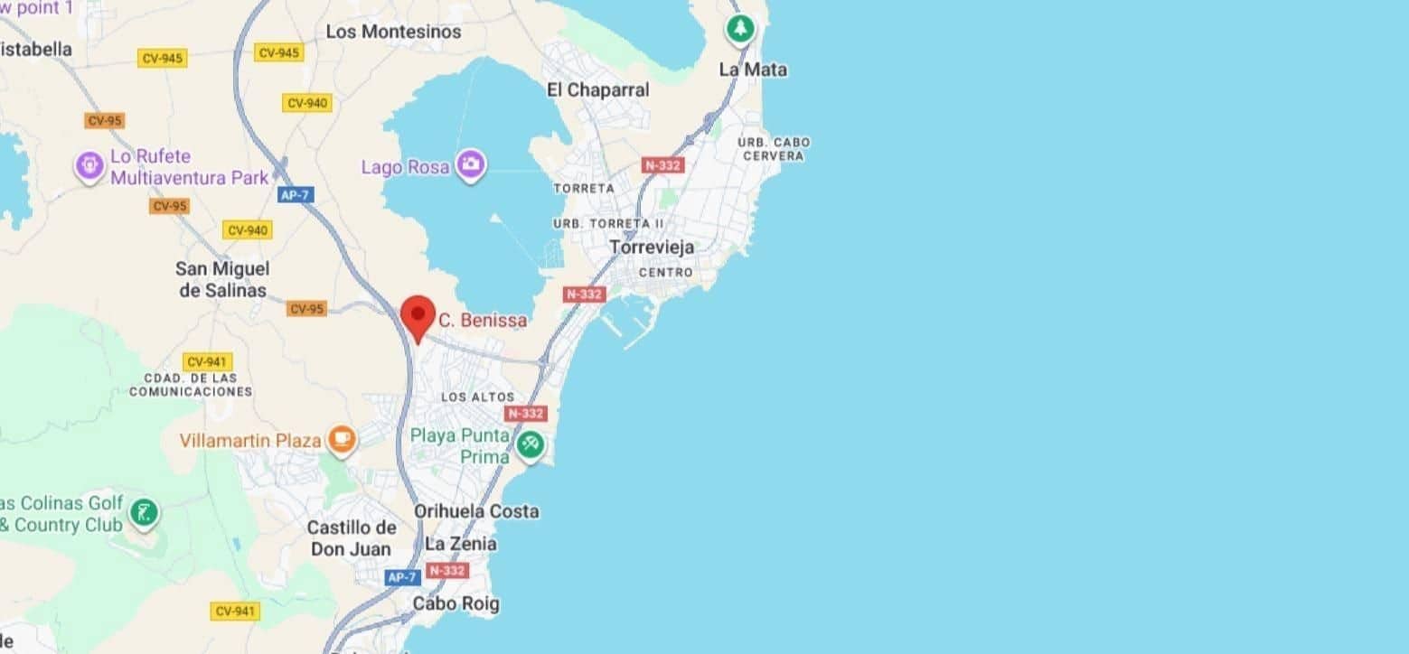 3 bedroom Bungalow for sale in Torrevieja with pool garage - € 289,900 (Ref: 9607549)