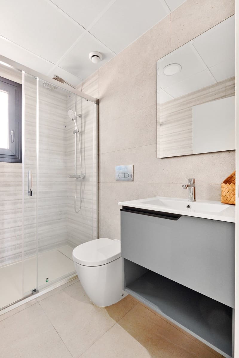 2 bedroom Apartment for sale in Torrevieja with pool garage - € 380,000 (Ref: 9611137)