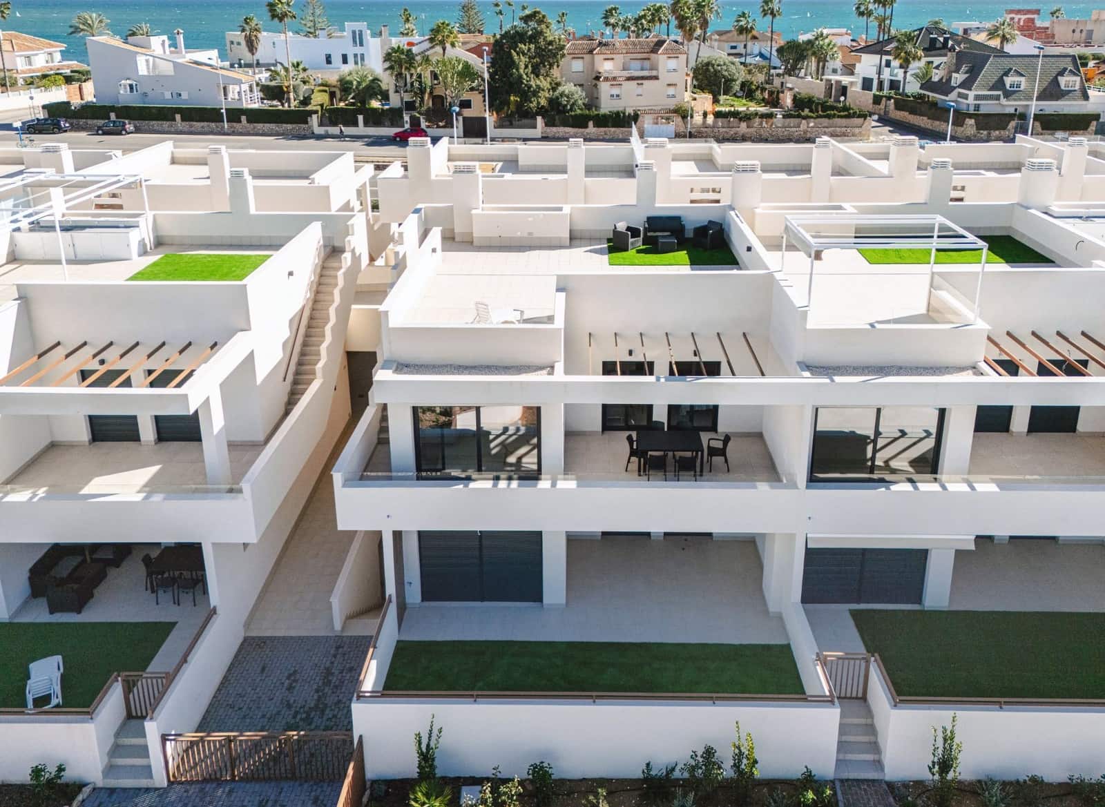 2 bedroom Apartment for sale in Torrevieja with pool garage - € 380,000 (Ref: 9611137)