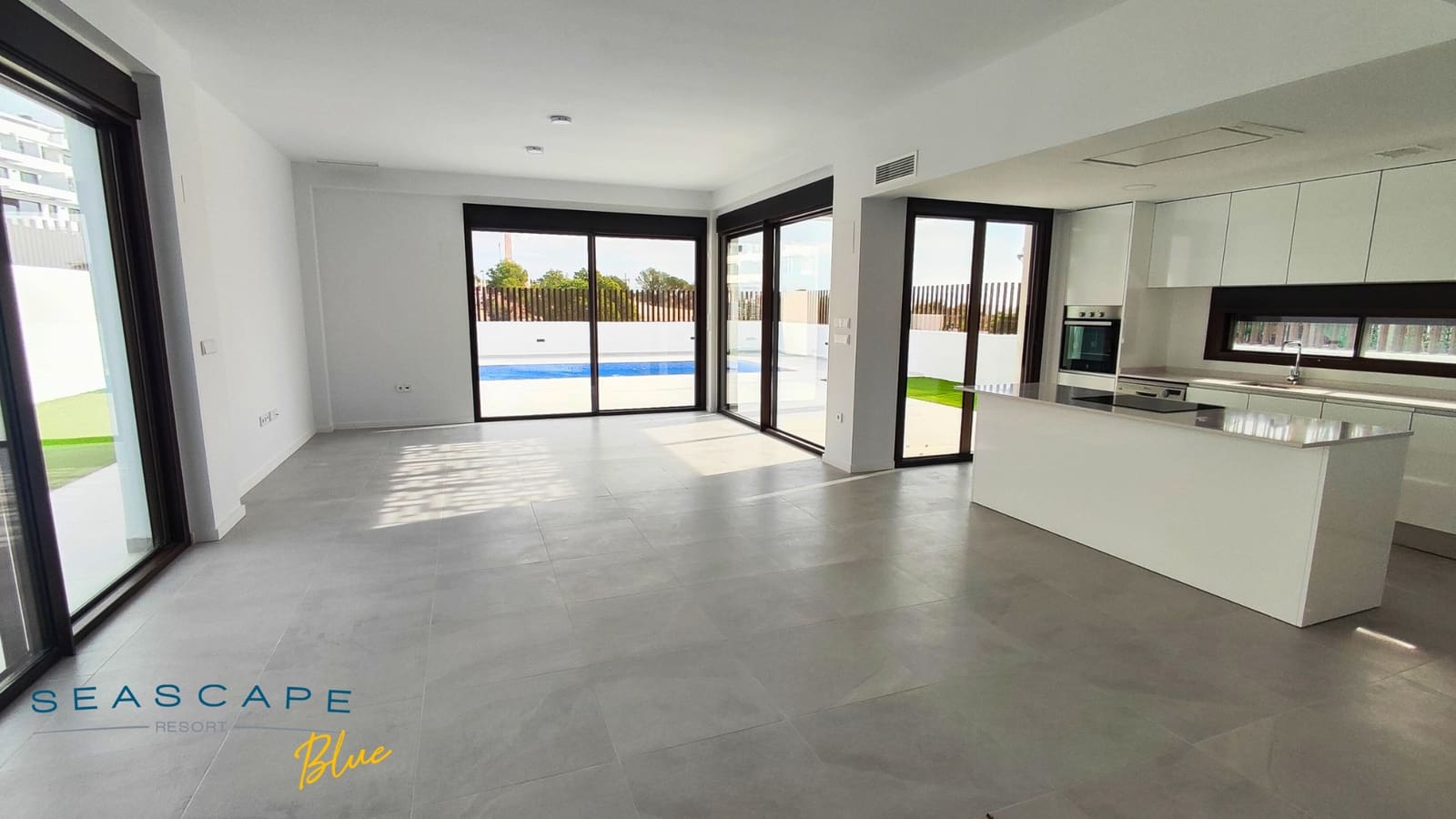 3 bedroom Villa for sale in Dehesa de Campoamor with pool garage - € 650,000 (Ref: 9615107)