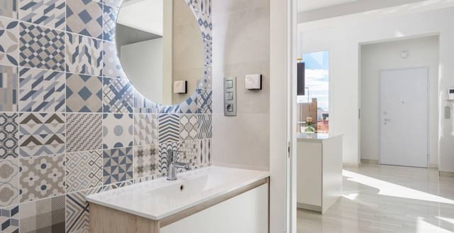 3 quarto Moradia para venda em Torrevieja com piscina garagem - 485 000 € (Ref: 9625363)