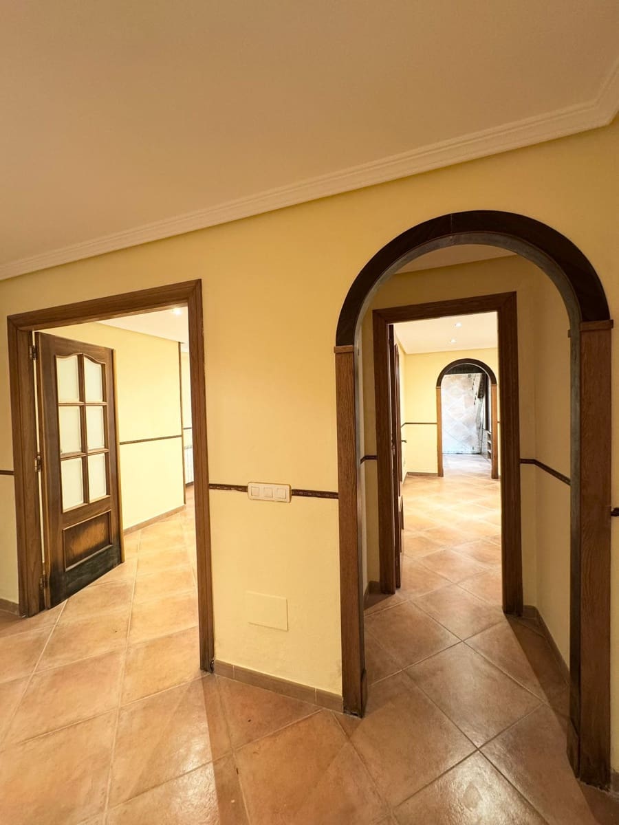 3 quarto Moradia para venda em Torrevieja com piscina garagem - 320 000 € (Ref: 9627286)