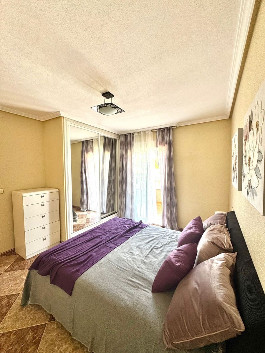 3 quarto Moradia para venda em Torrevieja com piscina garagem - 320 000 € (Ref: 9627286)