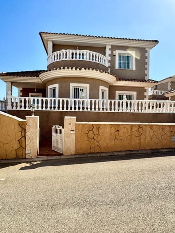 3 Zimmer Villa zu verkaufen in Torrevieja mit Pool Garage - 320.000 € (Ref: 9627286)