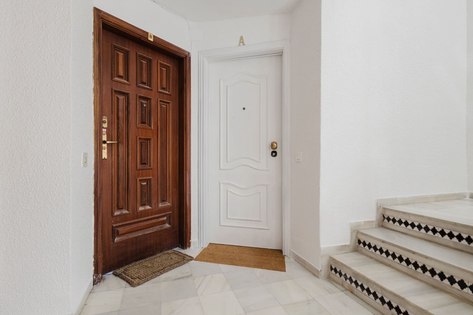 3 sypialnia Apartament na sprzedaż w Torrevieja z basenem - 349 000 € (Ref: 9665996)