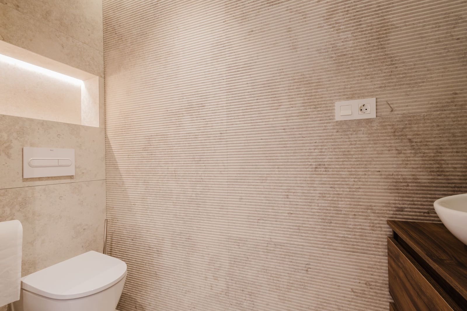 3 sypialnia Apartament na sprzedaż w Torrevieja z basenem - 349 000 € (Ref: 9665996)