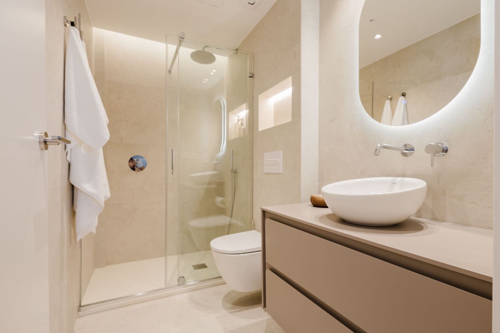 3 sypialnia Apartament na sprzedaż w Torrevieja z basenem - 349 000 € (Ref: 9665996)