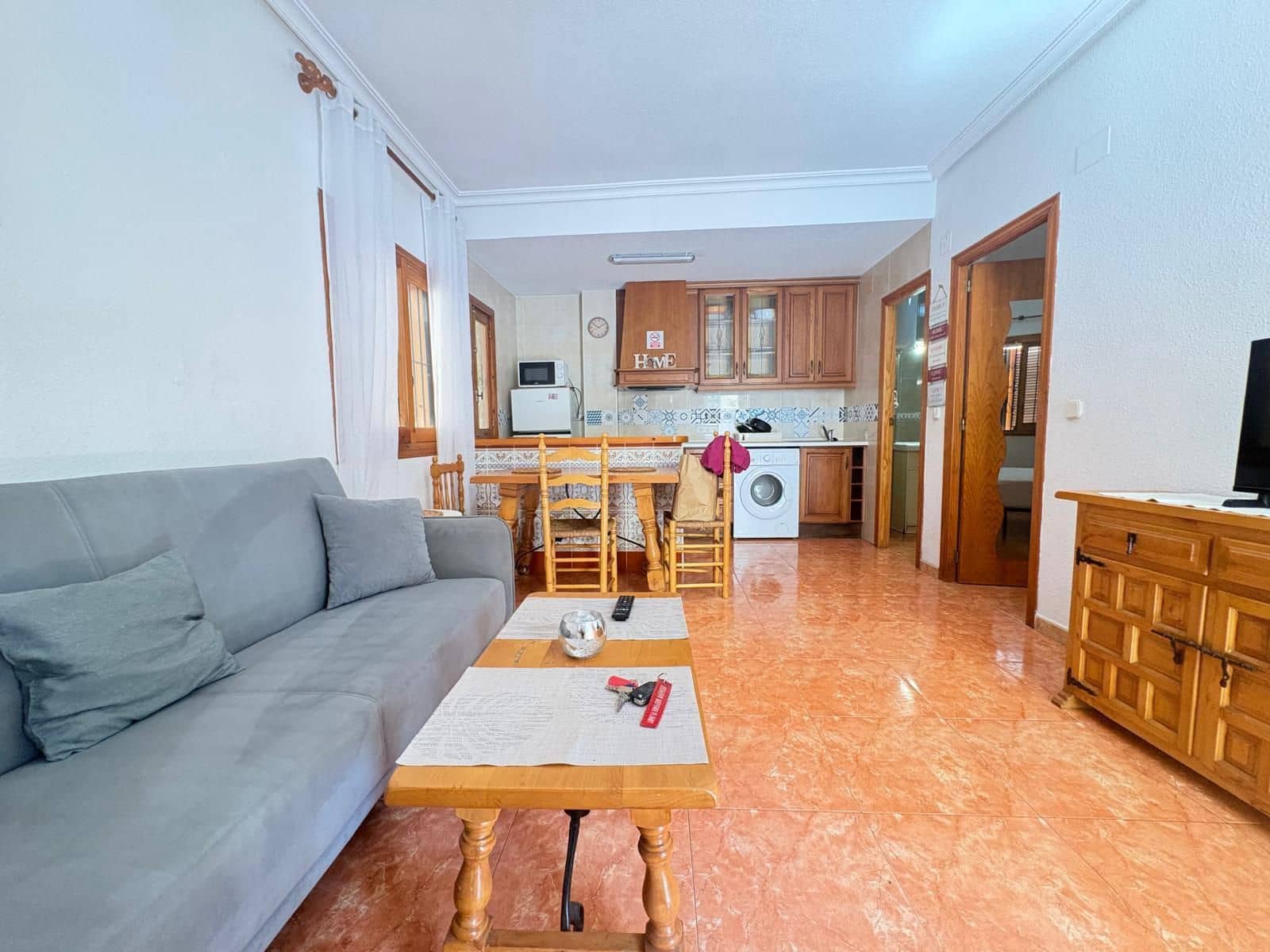 Apartamento de 1 habitación en Torrevieja en venta con piscina - 134.900 € (Ref: 9665998)