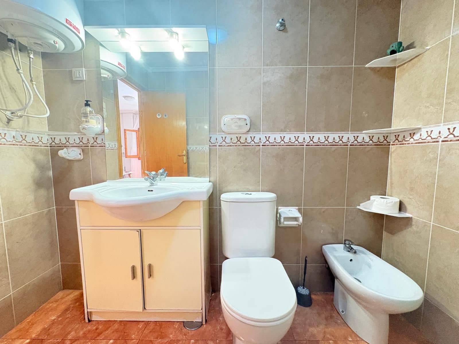 Apartamento de 1 habitación en Torrevieja en venta con piscina - 134.900 € (Ref: 9665998)