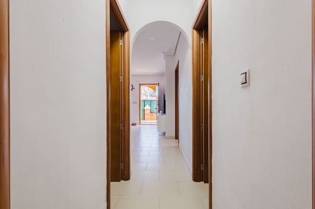 Chalet de 2 habitaciones en Parque Acuático - Sector 25, Torrevieja en venta con piscina - 239.900 € (Ref: 9673876)