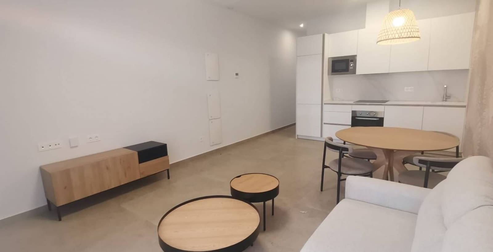 2 Zimmer Apartment zu verkaufen in Torrevieja mit Pool - 249.000 € (Ref: 9673878)