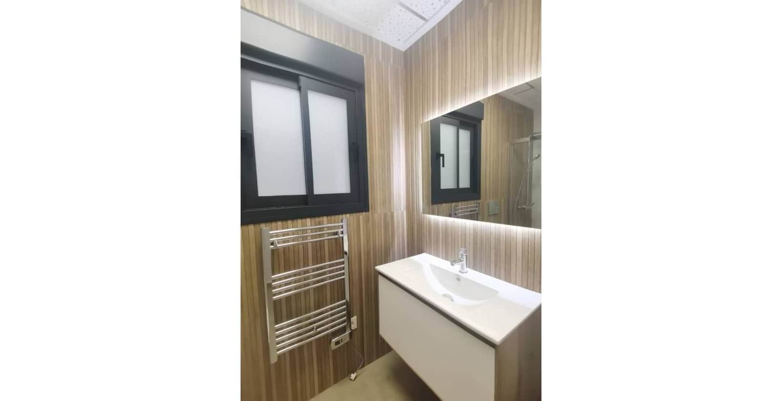 2 Zimmer Apartment zu verkaufen in Torrevieja mit Pool - 249.000 € (Ref: 9673878)