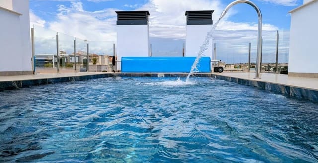 2 slaapkamer Appartement te koop in Las Piscinas Naturales, Torrevieja met zwembad - € 249.000 (Ref: 9673878)