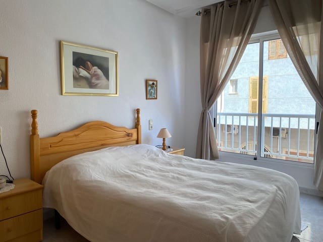 2 bedroom Apartment for sale in Playa del Acequión, Torrevieja with garage - € 139,900 (Ref: 9676955)